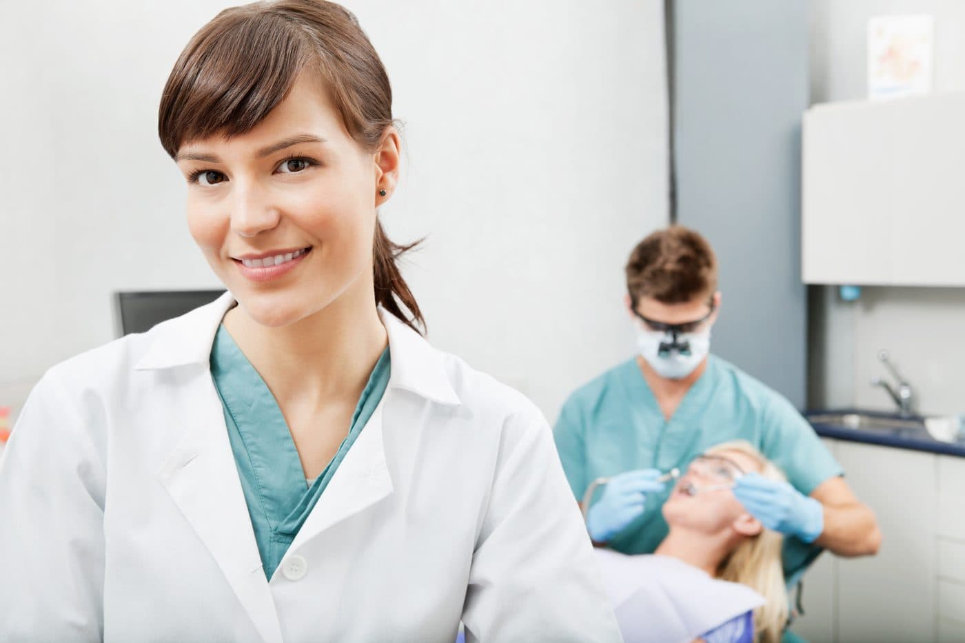 Dental assistant in a clinic